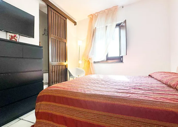 Le Di Vicoli E Mare Maratea