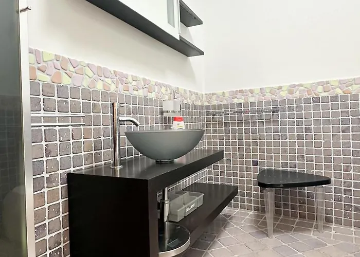 Le Di Vicoli E Mare *